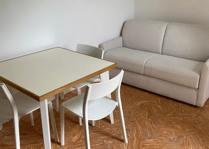 Cozy Escape In Μπελάτζιο