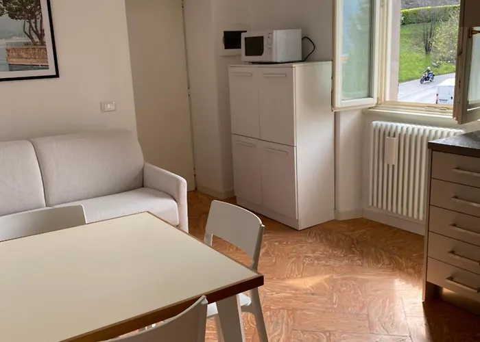 Διαμέρισμα Cozy Escape In Μπελάτζιο