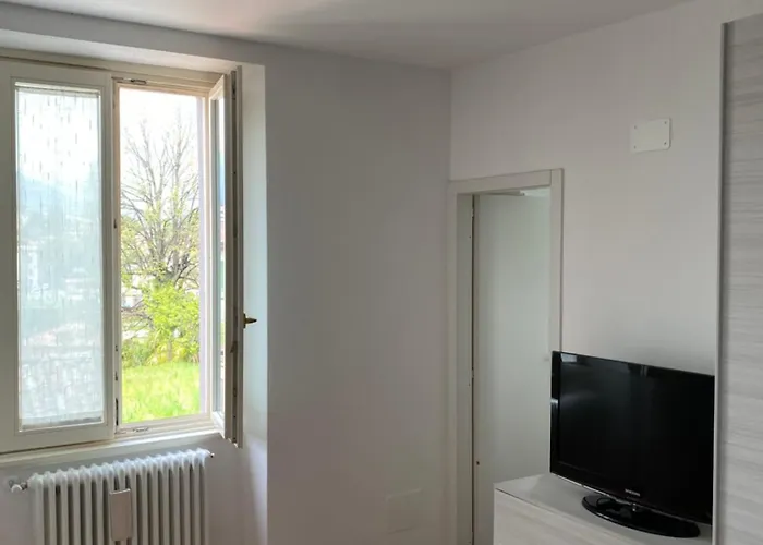 Cozy Escape In Μπελάτζιο